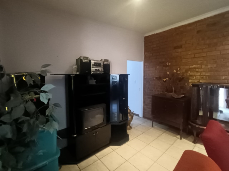 3 Bedroom Property for Sale in Utility Northern Cape